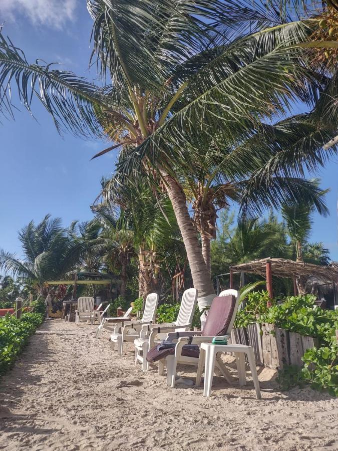 Lunazul Eco-Cabana Frente Al Mar Mahahual Exterior foto